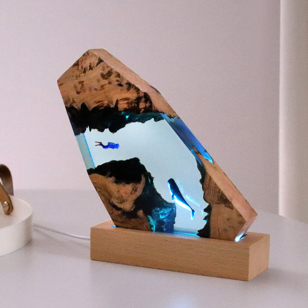 Resin Art For Anniversary Gift - ديكور منزلي جديد على شكل غواصة