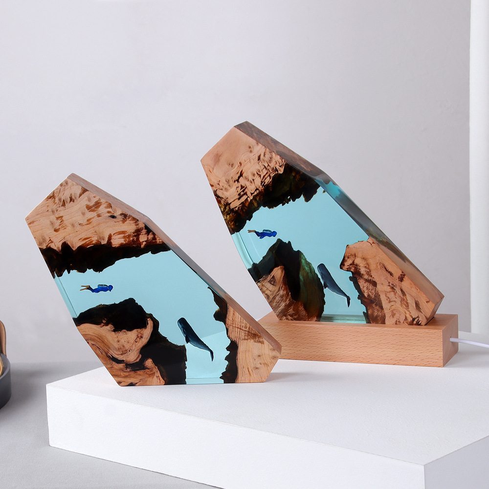 ديكور منزلي جديد على شكل غواصة - مراجعة Resin Art For Anniversary Gift وسعره