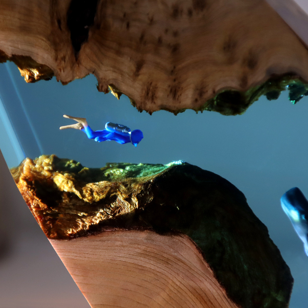ديكور منزلي جديد على شكل غواصة - مراجعة Resin Art For Anniversary Gift وسعره