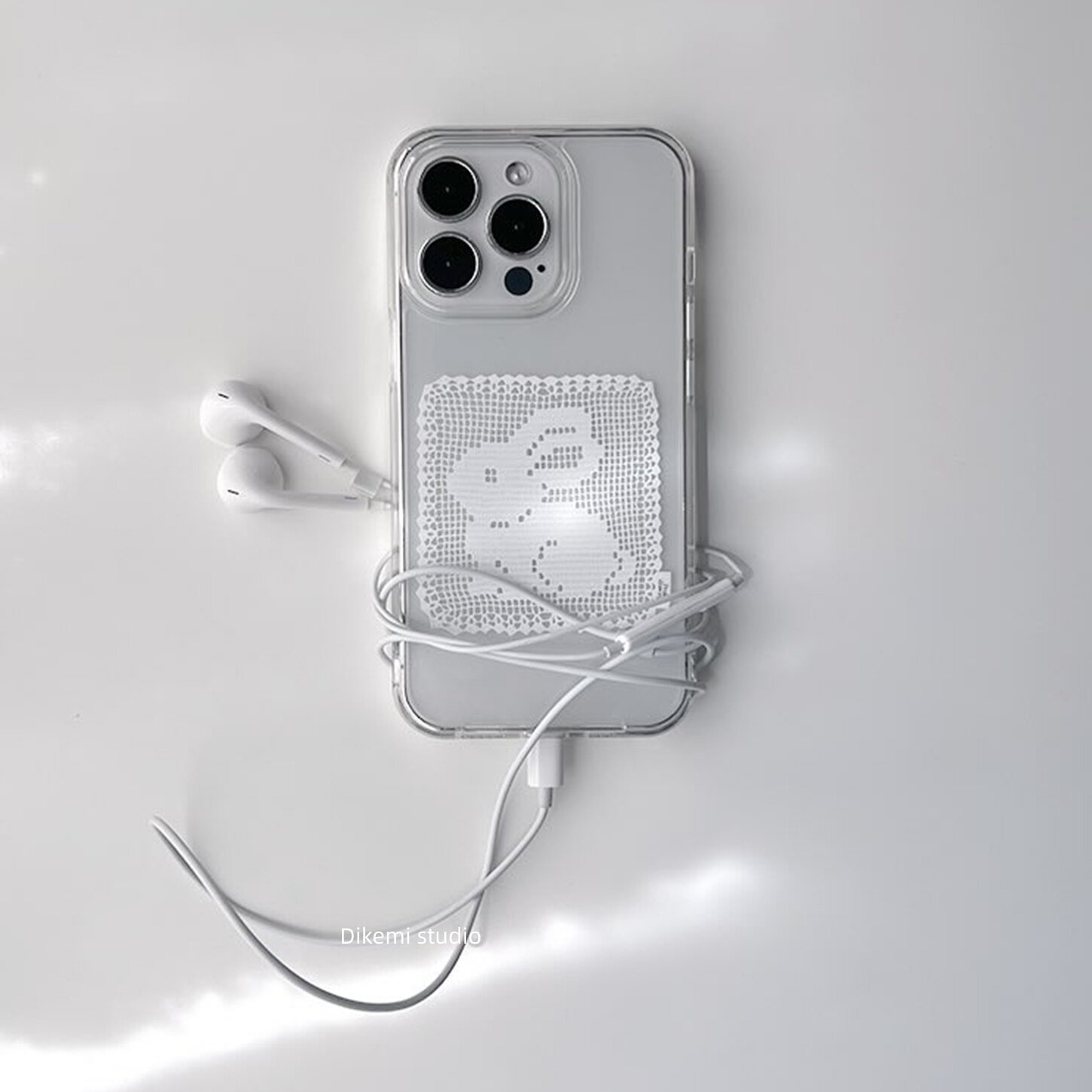 جراب هاتف كوري أبيض بنمط دانتي - مراجعة Resin Art Phone Case وسعره